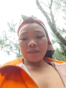 Snapshot of miomio-12 chatting on November 9, 9:35 am miomio-12 online show from November 9, 9:35 am