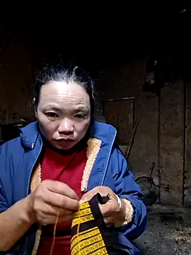 Snapshot of miomio-12 chatting on November 25, 12:27 pm miomio-12 online show from November 25, 12:27 pm