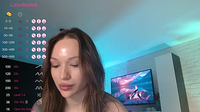 Jade Lumin online show from January 13, 4:11 pm