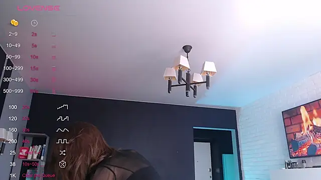 Jade Lumin online show from October 26, 12:05 pm