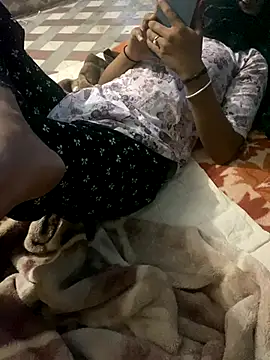 Snapshot of Indianhotgirl9 chatting on October 9, 5:24 pm Indianhotgirl9 online show from October 9, 5:24 pm