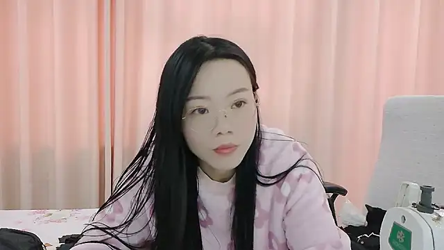 Snapshot of CCOO520 chatting on October 28, 2:01 am CCOO520 online show from October 28, 2:01 am