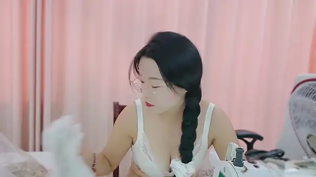 Snapshot of CCOO520 chatting on October 24, 1:15 am CCOO520 online show from October 24, 1:15 am