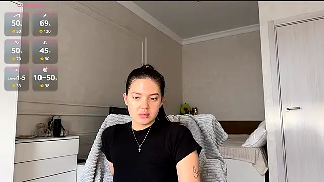 Snapshot of Furiablackmeow chatting on October 16, 5:59 am Furiablackmeow online show from October 16, 5:59 am