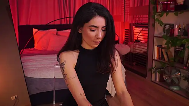 Snapshot of YokoKoko_ chatting on December 23, 5:51 am YokoKoko online show from December 23, 5:51 am