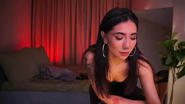 YokoKoko  online show from April 4, 5:36 am