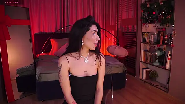 Snapshot of YokoKoko_ chatting on January 8, 5:46 am YokoKoko online show from January 8, 5:46 am