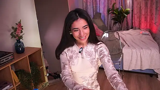 Snapshot of YokoKoko_ chatting on February 3, 6:40 am YokoKoko online show from February 3, 6:40 am