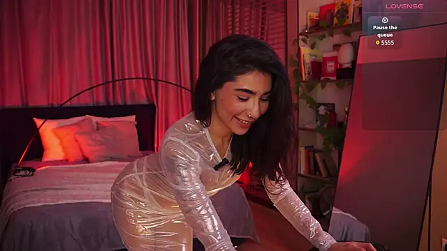 Snapshot of YokoKoko_ chatting on December 21, 5:53 am YokoKoko online show from December 21, 5:53 am