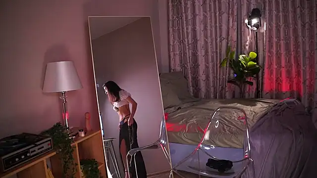 Snapshot of YokoKoko_ chatting on February 11, 5:51 am YokoKoko online show from February 11, 5:51 am