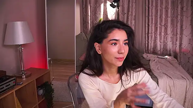 Snapshot of YokoKoko_ chatting on January 19, 5:55 am YokoKoko online show from January 19, 5:55 am