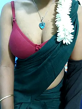 Snapshot of Chennai-couples chatting on December 22, 5:57 pm Chennai-couples online show from December 22, 5:57 pm