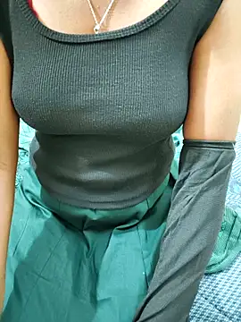 Chennai-couples online show from October 28, 8:30 pm