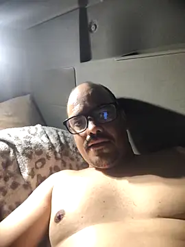IncomingEssence478 online show from April 15, 4:29 am