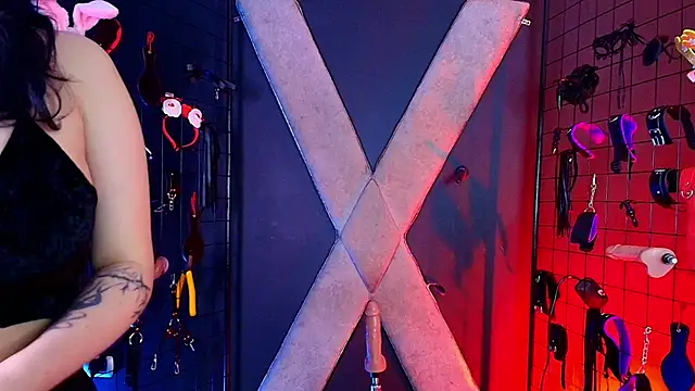 mranii queen bdsm  online show from December 20, 4:37 am