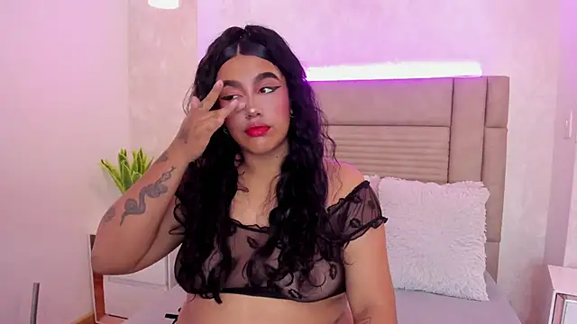 CatalinaCoopper online show from December 4, 4:33 am