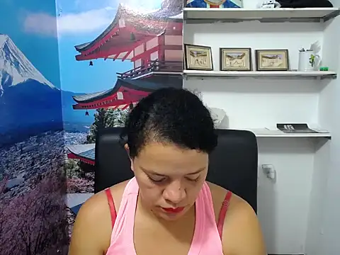 Biigg xxx online show from November 28, 1:44 pm