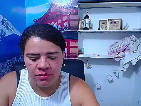 Snapshot of Biigg_xxx chatting on June 2, 6:41 pm Biigg xxx online show from June 2, 6:41 pm