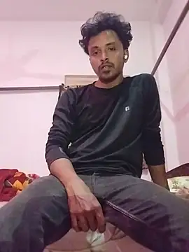 Snapshot of Binny91 chatting on February 8, 5:10 pm Binny91 online show from February 8, 5:10 pm