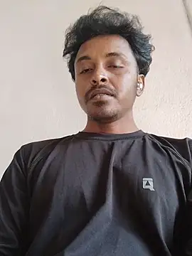 Snapshot of Binny91 chatting on February 8, 5:05 am Binny91 online show from February 8, 5:05 am