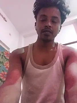 Snapshot of Binny91 chatting on January 18, 4:32 pm Binny91 online show from January 18, 4:32 pm