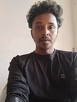 Snapshot of Binny91 chatting on February 7, 4:53 am Binny91 online show from February 7, 4:53 am