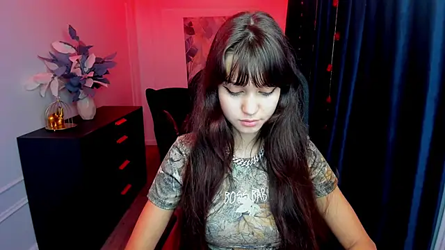 TiffanyYounge online show from November 15, 4:16 am