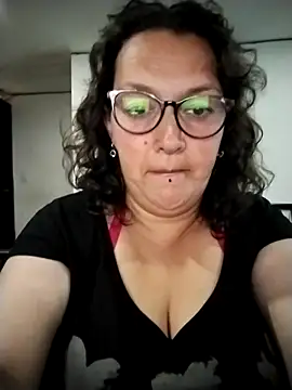 -saraqueen- online show from October 21, 2:49 pm