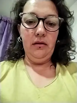 -saraqueen- online show from November 9, 7:40 pm