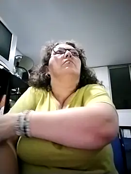 -saraqueen- online show from November 9, 5:11 am