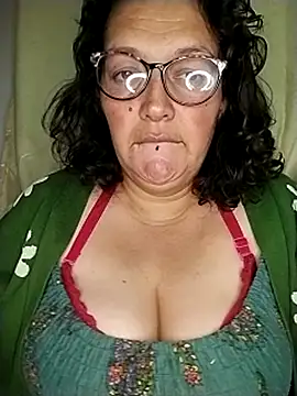 -saraqueen- online show from November 16, 6:18 am