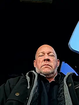 moonbeam37 online show from December 15, 2:45 pm