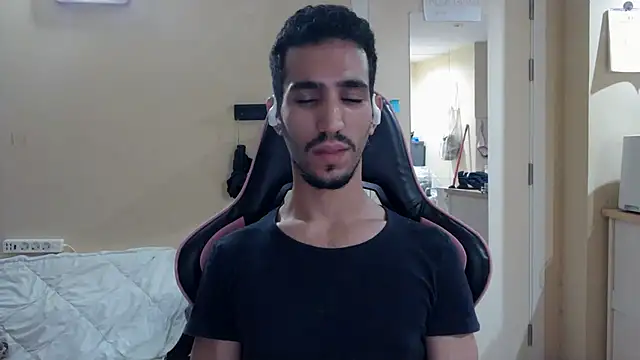 junokun22 online show from November 6, 7:07 pm