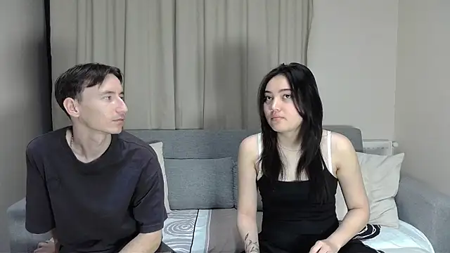 KyleAndJulia online show from October 16, 6:27 pm