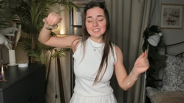 ThelmaJusto online show from November 15, 2:21 pm