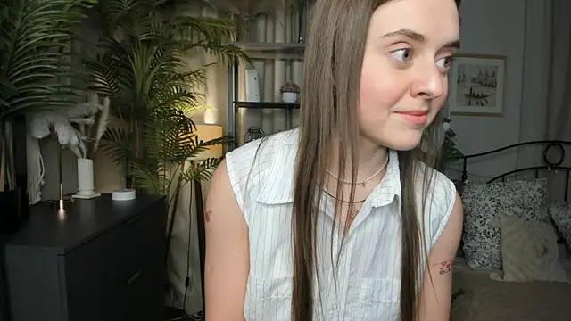 ThelmaJusto online show from October 24, 3:33 pm