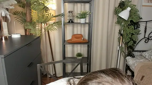 ThelmaJusto online show from November 23, 3:11 pm