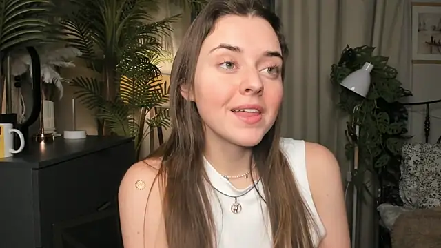 ThelmaJusto online show from November 29, 3:45 pm