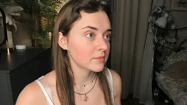 ThelmaJusto online show from December 19, 3:36 pm