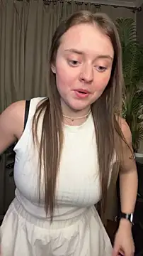 ThelmaJusto online show from March 9, 4:10 pm