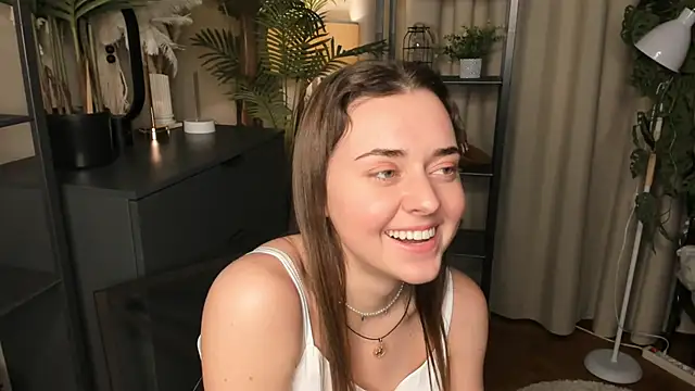 ThelmaJusto online show from November 27, 4:07 pm