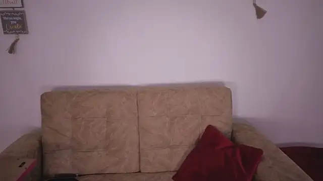 Snapshot of Catherine____ chatting on November 9, 2:04 am Catherine online show from November 9, 2:04 am