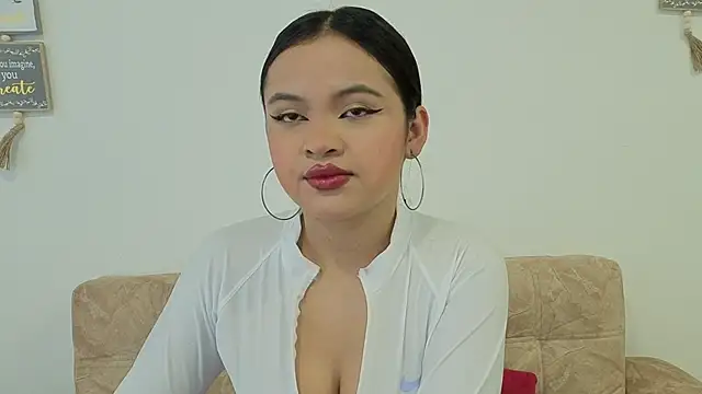 Snapshot of Catherine____ chatting on October 27, 10:49 am Catherine online show from October 27, 10:49 am