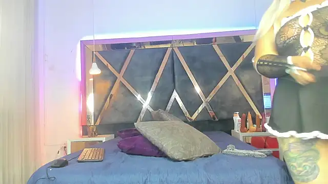 Snapshot of Anastasiaxxx69 chatting on December 5, 7:45 pm Anastasiaxxx69 online show from December 5, 7:45 pm