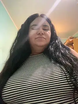 Snapshot of gothlove666 chatting on October 4, 5:36 pm gothlove666 online show from October 4, 5:36 pm