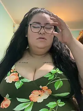 Snapshot of gothlove666 chatting on October 9, 2:06 pm gothlove666 online show from October 9, 2:06 pm