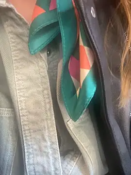 melisss2 online show from December 17, 9:03 am