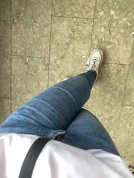 melisss2 online show from March 21, 2:10 pm