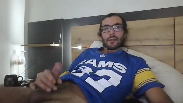 Snapshot of Arbneh69 chatting on October 14, 2:17 pm Arbneh69 online show from October 14, 2:17 pm