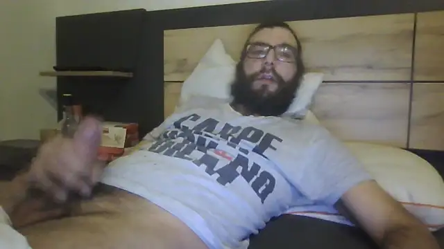 Snapshot of Arbneh69 chatting on February 23, 8:31 pm Arbneh69 online show from February 23, 8:31 pm